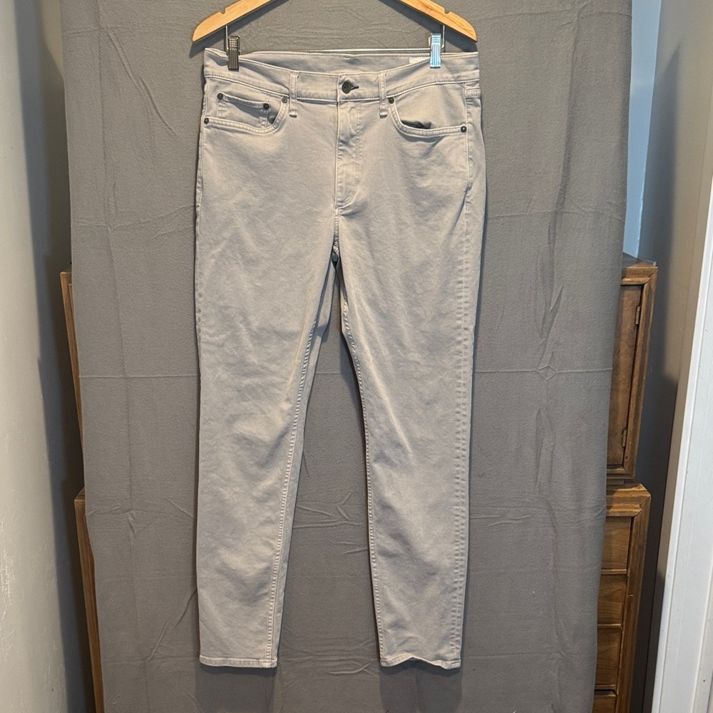 rag & bone Men's Slim Straight Jeans in Light Gray
